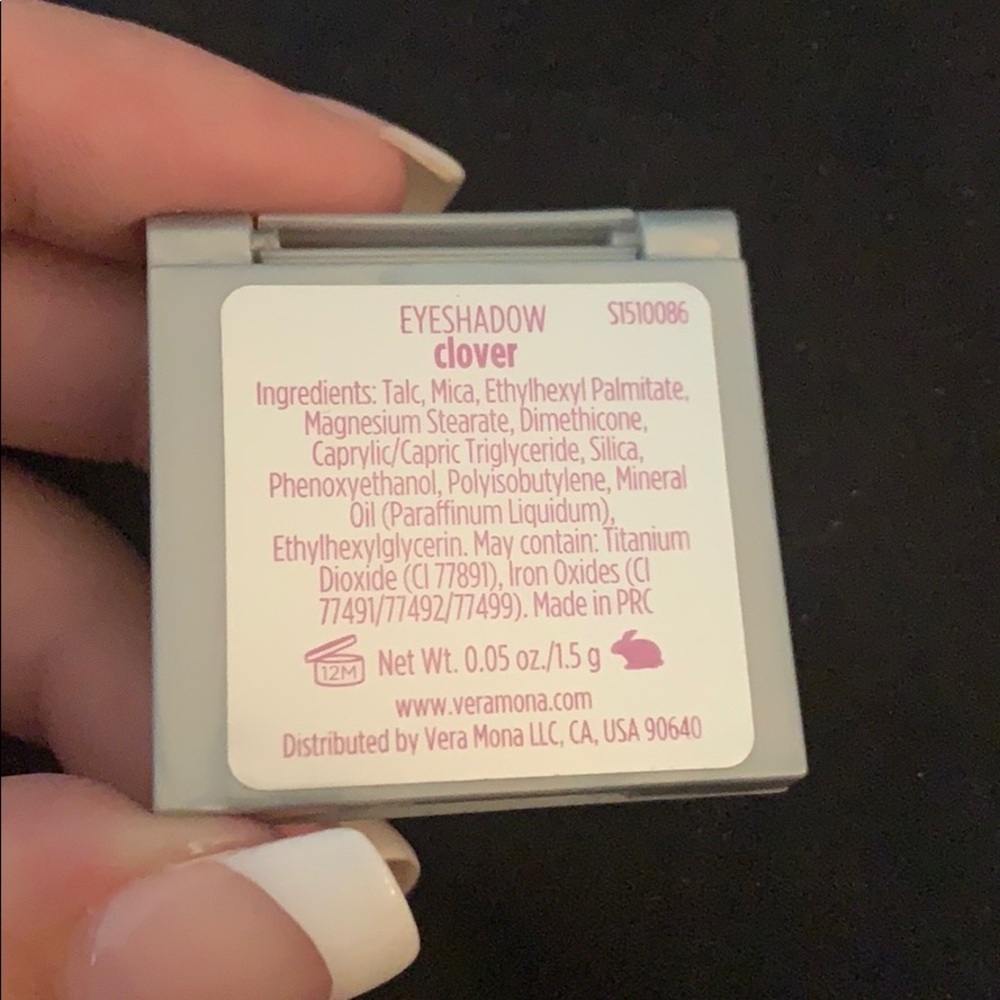 2 BRAND NEW SINGLE EYESHADOWS - Picture 3 of 5
